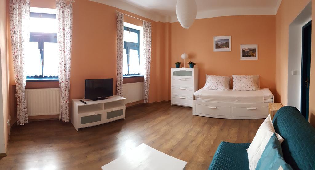 Apartment Jakubske Namesti Ceska Kamenice Luaran gambar